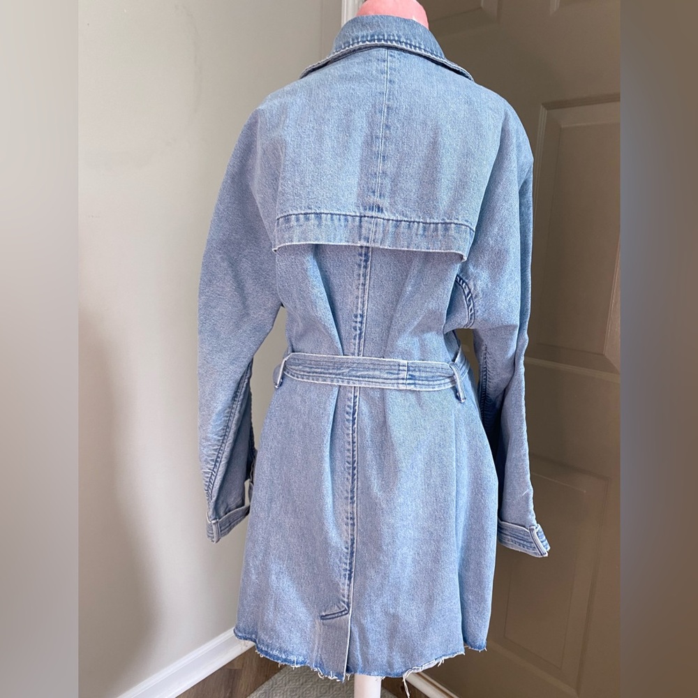 NWOT GRLFRND Donna Trench Denim Jacket in Wanderlust | REVOLVE Size L - Picture 3 of 7